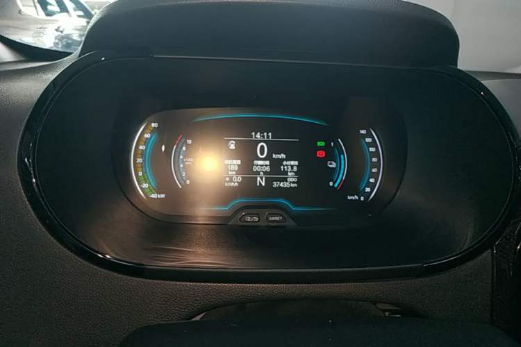 Used Chery QQ Little Ant 2022 Sweet Pink Edition Half-Sugar Version 3-Cell Lithium 30kW 301km Instrument Cluster