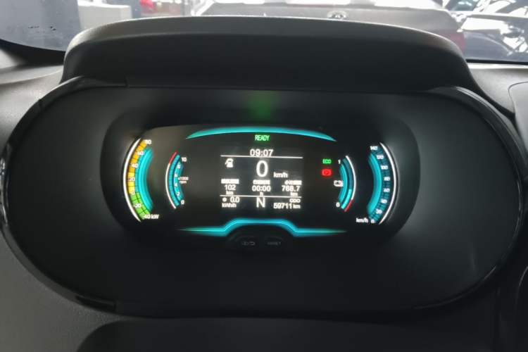 Used Chery QQ Little Ant 2022 Restyled Version Sweet Pink Edition Half-Sugar Version 30.6 kWh 30 kW 301 km Instrument Cluster
