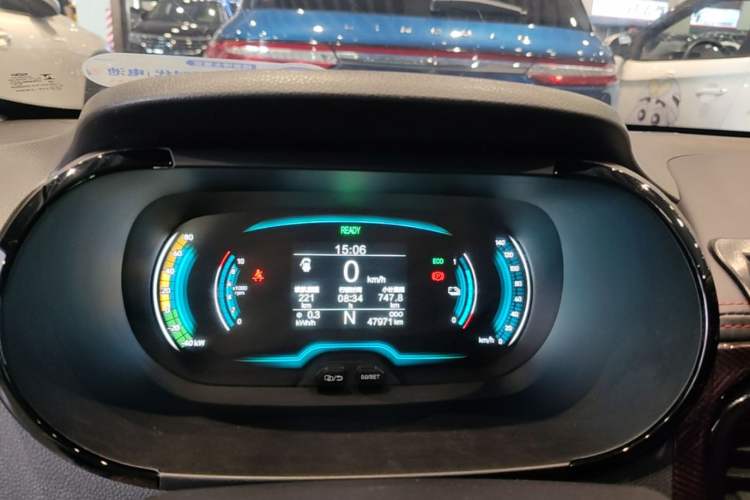 Used Chery QQ Little Ant 2022 Sweet Pink Edition Full Sugar Version Lithium Iron Phosphate 29.2 kWh 30 kW 301 km Instrument Cluster