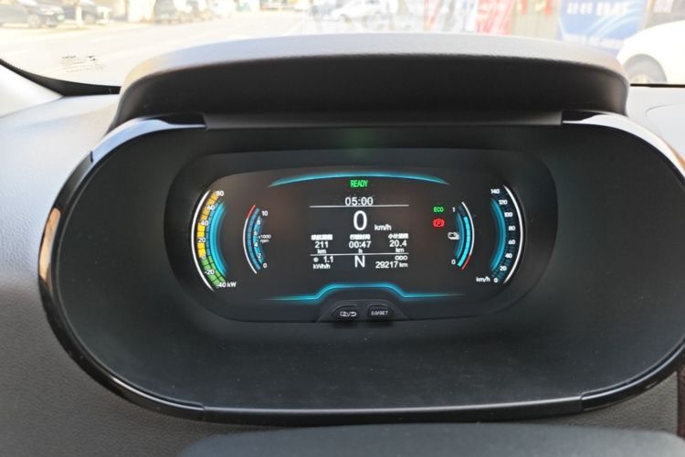 Used Chery QQ Little Ant 2022 Revised Version Sweet Pink Edition Half-Sugar Version Lithium Iron Phosphate 30.7 kWh 30 kW 301 km Instrument Cluster