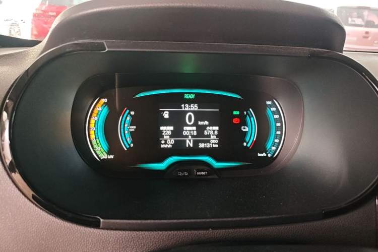 Used Chery QQ Little Ant 2022 Sweet Pink Edition Full-Sugar Version Lithium Iron Phosphate 30 kW 301 km Instrument Cluster