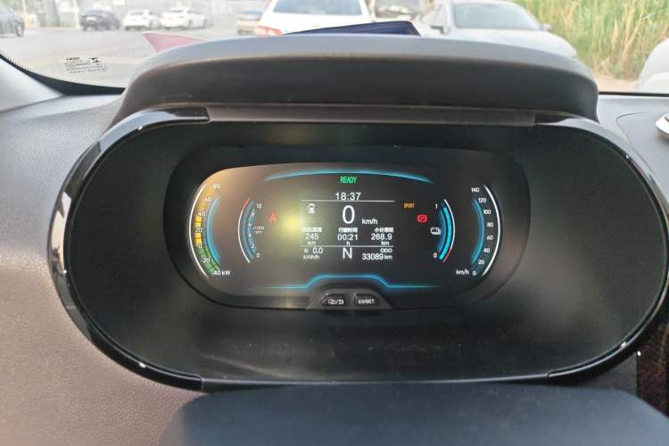 Used Chery QQ Little Ant 2022 Sweet Pink Edition Half-Sugar Version 3-Cell Lithium 30kW 301km Instrument Cluster