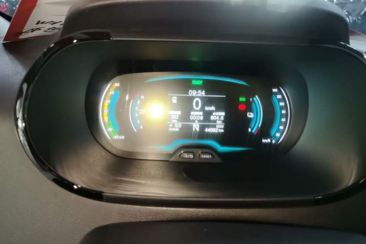 Used Chery QQ Little Ant 2022 Updated Version Sweet Pink Edition Full Sugar Version Lithium Iron Phosphate 30.7 kWh 30 kW 301 km Instrument Cluster