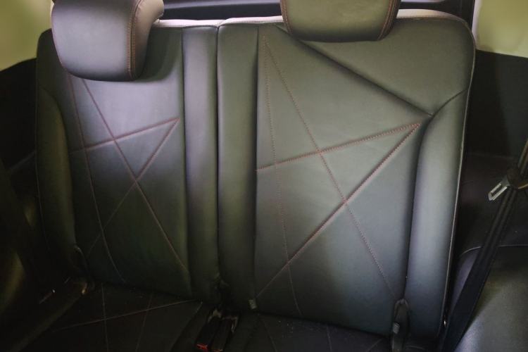 Used Chery QQ Little Ant 2022 Sweet Pink Edition Half-Sugar Version 3-Cell Lithium 30kW 301km Interior 4