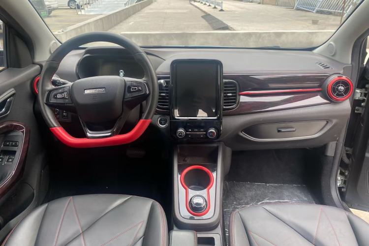 Used Chery QQ Little Ant 2022 Revised Version Sweet Pink Edition Half-Sugar Version Lithium Iron Phosphate 30.7 kWh 30 kW 301 km Interior 6