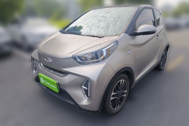 Used Chery QQ Little Ant 2022 Revised Version Sweet Pink Edition Half-Sugar Version Lithium Iron Phosphate 30.7 kWh 30 kW 301 km