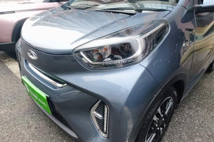 Used Chery QQ Little Ant 2022 Sweet Pink Edition Half-Sugar Version Lithium Iron Phosphate 30 kW 301 km Left Front Headlight