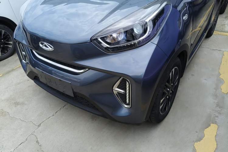 Used Chery QQ Little Ant 2022 Sweet Pink Edition Half-Sugar Version Lithium Iron Phosphate 30 kW 301 km Left Front Headlight