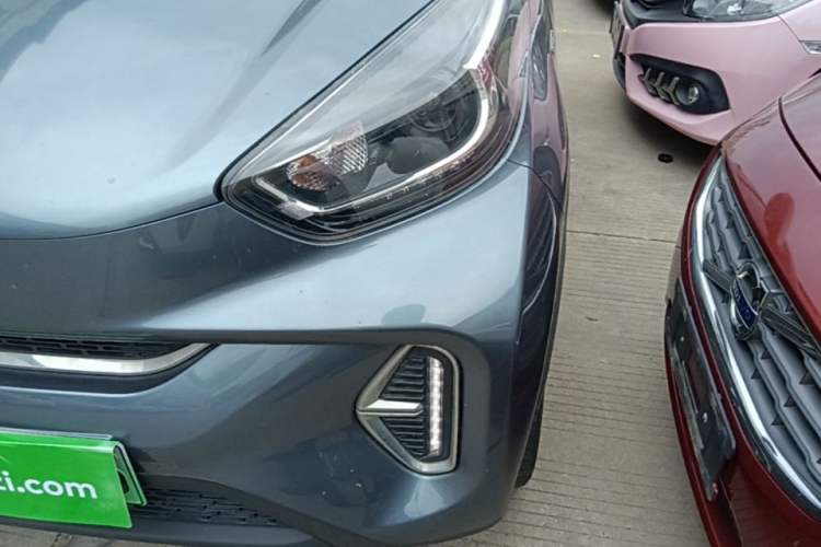 Used Chery QQ Little Ant 2022 Sweet Pink Edition Full Sugar Version Lithium Iron Phosphate 29.2 kWh 30 kW 301 km Left Front Headlight