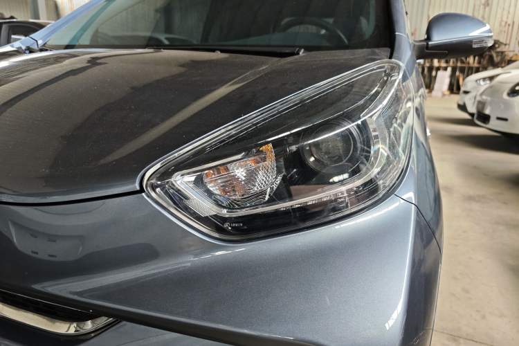Used Chery QQ Little Ant 2022 Sweet Pink Edition Full-Sugar Version Lithium Iron Phosphate 30 kW 301 km Left Front Headlight