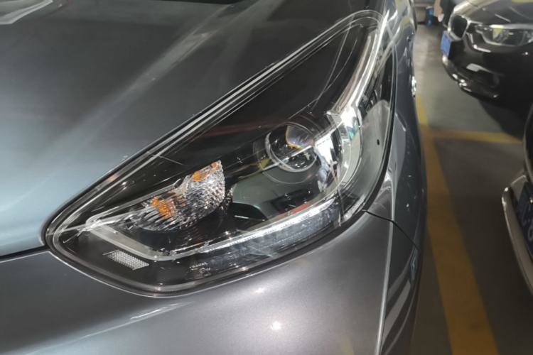 Used Chery QQ Little Ant 2022 Sweet Pink Edition Half-Sugar Version Lithium Iron Phosphate 29.2 kWh 30 kW 301 km Left Front Headlight