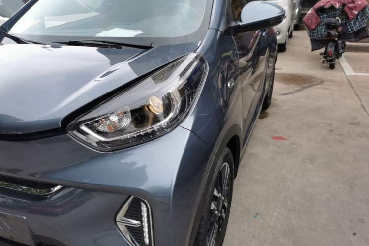 Used Chery QQ Little Ant 2022 Sweet Pink Edition Half-Sugar Version Lithium Iron Phosphate 30 kW 301 km Left Front Headlight