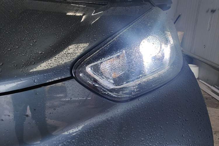 Used Chery QQ Little Ant 2022 Revised Version Sweet Pink Edition Half-Sugar Version Lithium Iron Phosphate 30.7 kWh 30 kW 301 km Left Front Headlight