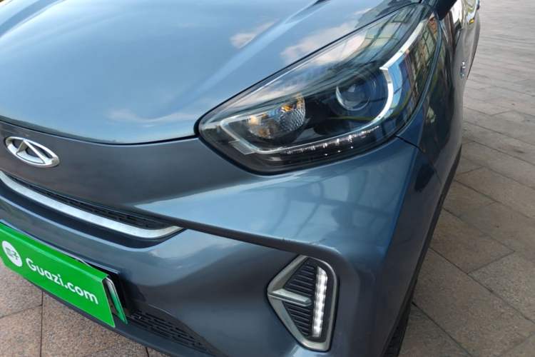 Used Chery QQ Little Ant 2022 Sweet Pink Edition Half-Sugar Version 3-Cell Lithium 30kW 301km Left Front Headlight