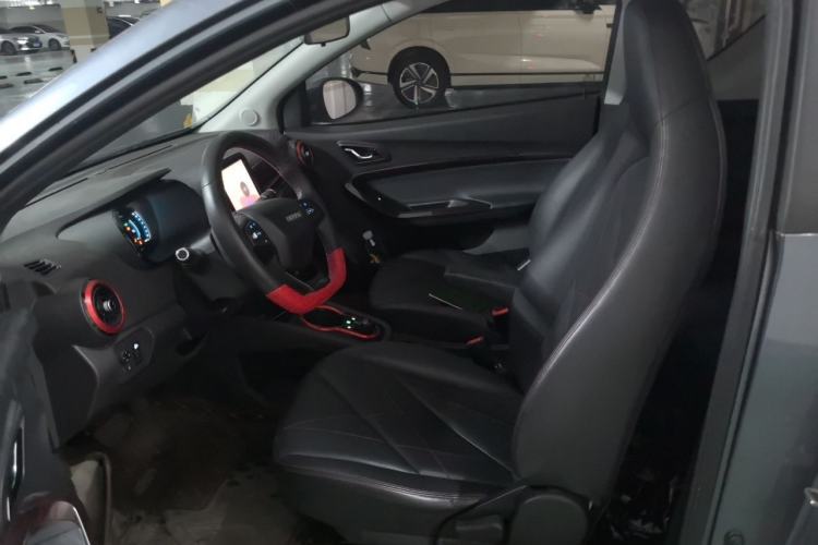 Used Chery QQ Little Ant 2022 Revised Version Sweet Pink Edition Half-Sugar Version Lithium Iron Phosphate 30.7 kWh 30 kW 301 km Left Front Seat