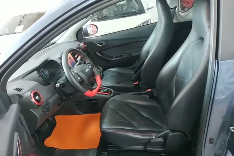 Used Chery QQ Little Ant 2022 Sweet Pink Edition Half-Sugar Version 3-Cell Lithium 30kW 301km Left Front Seat