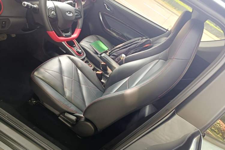Used Chery QQ Little Ant 2022 300 000 Yuan "Ant Fan" Edition "Extra Sweet" Version Lithium Iron Phosphate 29.2 kWh 30 kW 301 km Left Front Seat