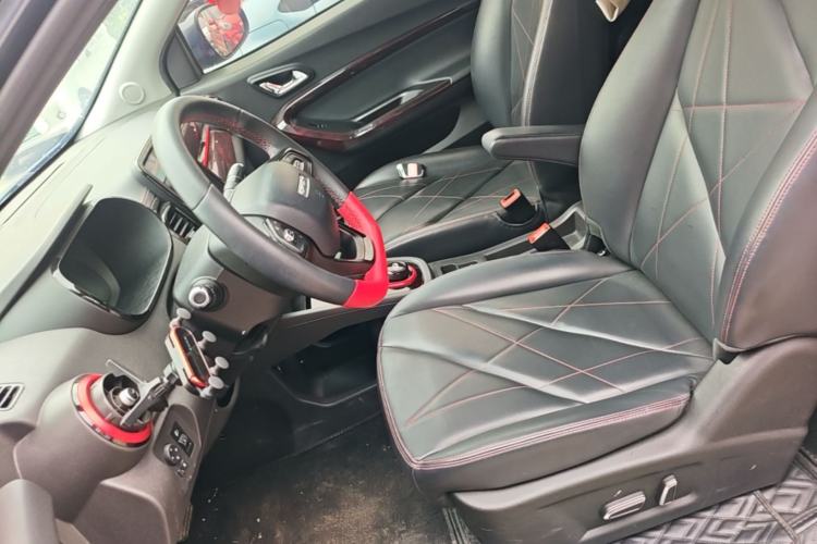 Used Chery QQ Little Ant 2022 Sweet Pink Edition Full-Sugar Version Lithium Iron Phosphate 30 kW 301 km Left Front Seat