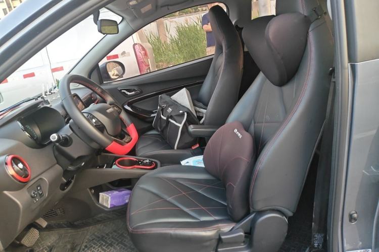 Used Chery QQ Little Ant 2022 Sweet Pink Edition Half-Sugar Version 3-Cell Lithium 30kW 301km Left Front Seat