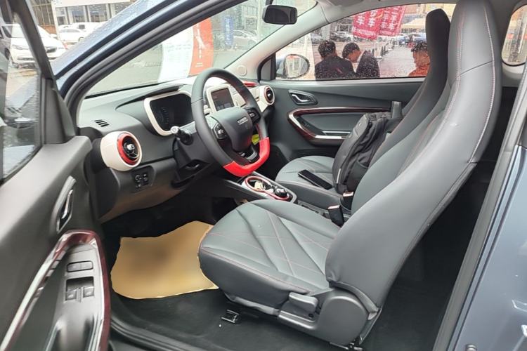 Used Chery QQ Little Ant 2022 Revised Version Sweet Pink Edition Half-Sugar Version Lithium Iron Phosphate 30.7 kWh 30 kW 301 km Left Front Seat