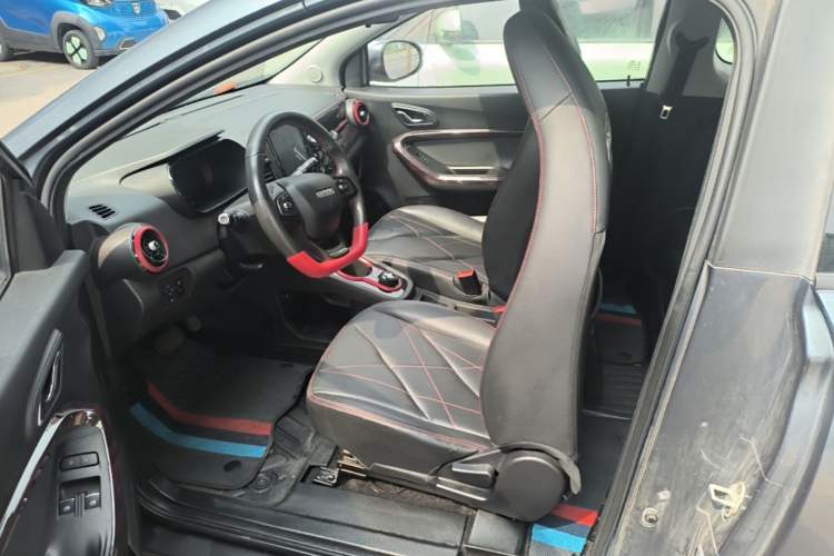 Used Chery QQ Little Ant 2022 Sweet Pink Edition Half-Sugar Version 3-Cell Lithium 30kW 301km Left Front Seat
