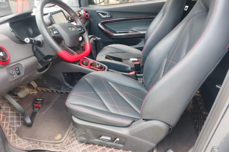 Used Chery QQ Little Ant 2022 Sweet Pink Edition Half-Sugar Version Lithium Iron Phosphate 30 kW 301 km Left Front Seat