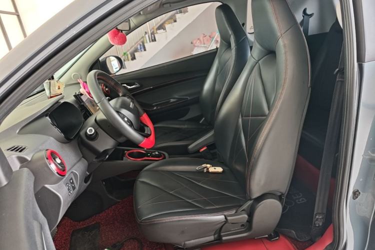 Used Chery QQ Little Ant 2022 Sweet Pink Edition Half-Sugar Version 3-Cell Lithium 30kW 301km Left Front Seat