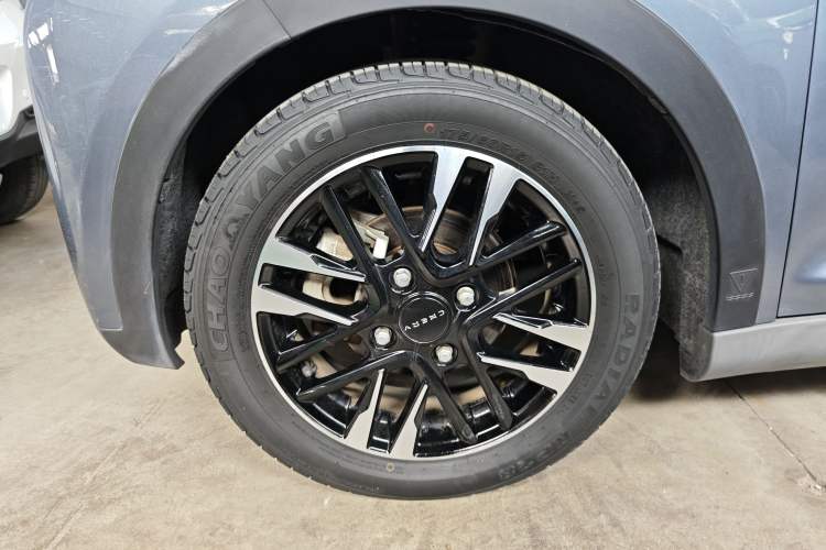 Used Chery QQ Little Ant 2022 Sweet Pink Edition Full-Sugar Version Lithium Iron Phosphate 30 kW 301 km Left Front Wheel Hub