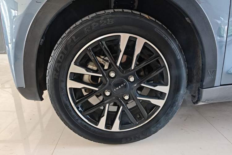 Used Chery QQ Little Ant 2022 Sweet Pink Edition Half-Sugar Version 3-Cell Lithium 30kW 301km Left Front Wheel Hub