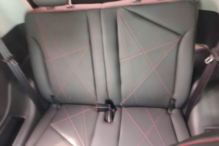 Used Chery QQ Little Ant 2022 Sweet Pink Edition Half-Sugar Version Lithium Iron Phosphate 30 kW 301 km Left Rear Seat