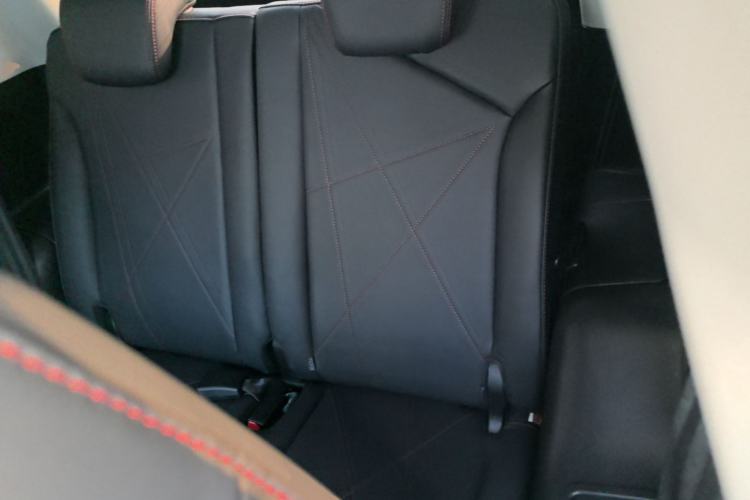 Used Chery QQ Little Ant 2022 Sweet Pink Edition Half-Sugar Version Lithium Iron Phosphate 29.2 kWh 30 kW 301 km Left Rear Seat