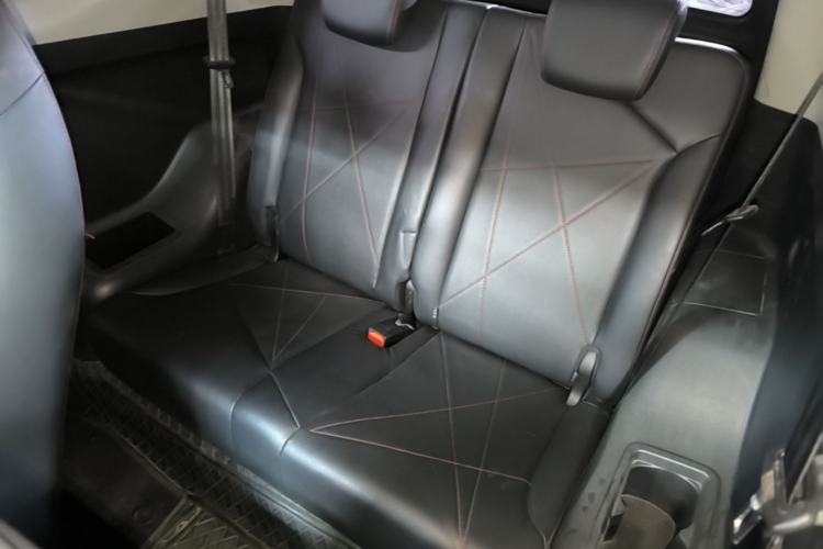 Used Chery QQ Little Ant 2022 Revised Version Sweet Pink Edition Half-Sugar Version Lithium Iron Phosphate 30.7 kWh 30 kW 301 km Left Rear Seat
