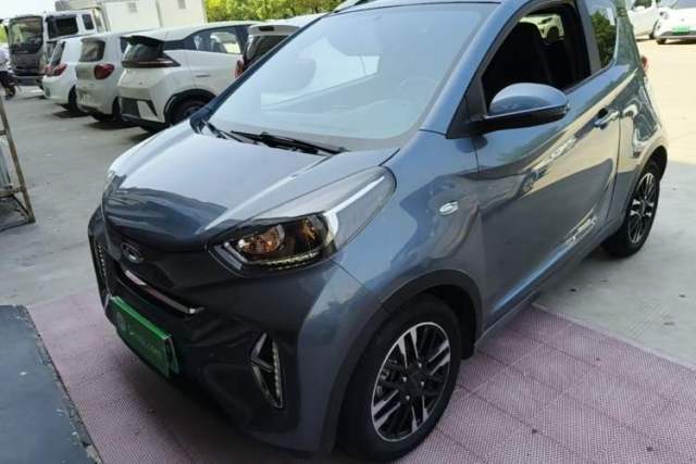 Używany Chery QQ Little Ant 2022 Updated Version Sweet Pink Edition Full-Sugar Version 30.6 kWh 30 kW 301 km