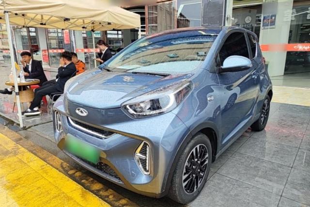 Chery QQ Little Ant 2022 Revised Version Sweet Pink Edition Half-Sugar Version Lithium Iron Phosphate 30.7 kWh 30 kW 301 km مستعملة