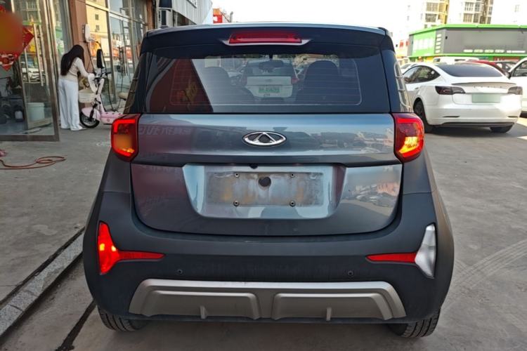 Used Chery QQ Little Ant 2022 Revised Version Sweet Pink Edition Half-Sugar Version Lithium Iron Phosphate 30.7 kWh 30 kW 301 km Rear