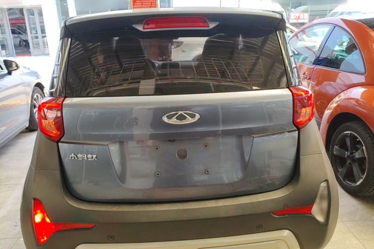 Used Chery QQ Little Ant 2022 Revised Version Sweet Pink Edition Half-Sugar Version Lithium Iron Phosphate 30.7 kWh 30 kW 301 km Rear
