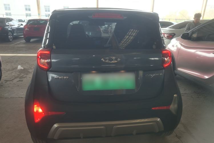 Used Chery QQ Little Ant 2022 Revised Version Sweet Pink Edition Half-Sugar Version Lithium Iron Phosphate 30.7 kWh 30 kW 301 km Rear