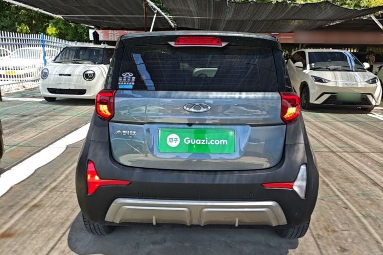 Used Chery QQ Little Ant 2022 Revised Version Sweet Pink Edition Half-Sugar Version Lithium Iron Phosphate 30.7 kWh 30 kW 301 km Rear