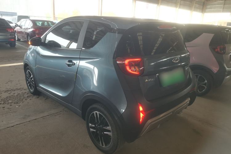 Used Chery QQ Little Ant 2022 Revised Version Sweet Pink Edition Half-Sugar Version Lithium Iron Phosphate 30.7 kWh 30 kW 301 km Rear Left 45 Deg