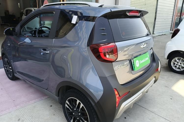 Used Chery QQ Little Ant 2022 Updated Version Sweet Pink Edition Full-Sugar Version 30.6 kWh 30 kW 301 km Rear Left 45 Deg