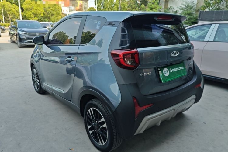 Used Chery QQ Little Ant 2022 Revised Version Sweet Pink Edition Half-Sugar Version Lithium Iron Phosphate 30.7 kWh 30 kW 301 km Rear Left 45 Deg