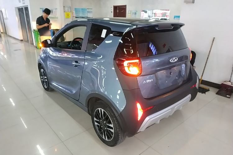 Used Chery QQ Little Ant 2022 Restyled Version Sweet Pink Edition Half-Sugar Version 28.8 kWh 30 kW 301 km Rear Left 45 Deg