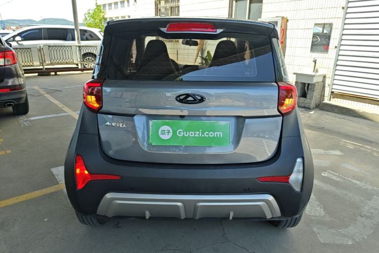 Used Chery QQ Little Ant 2022 Revised Version Sweet Pink Edition Half-Sugar Version Lithium Iron Phosphate 30.7 kWh 30 kW 301 km Rear