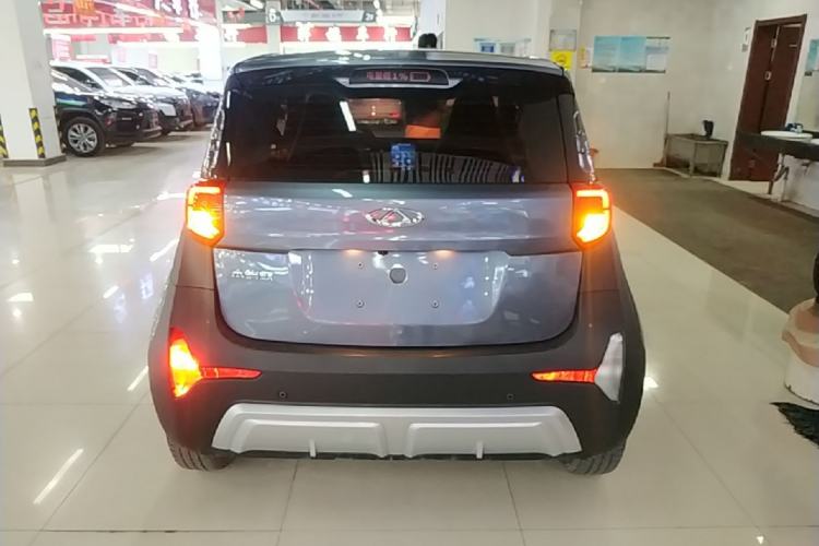 Used Chery QQ Little Ant 2022 Restyled Version Sweet Pink Edition Half-Sugar Version 28.8 kWh 30 kW 301 km Rear
