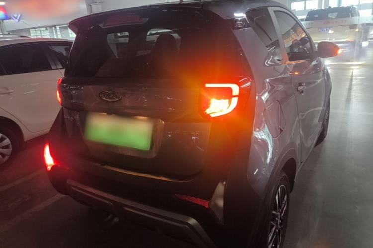 Used Chery QQ Little Ant 2022 Restyled Version Sweet Pink Edition Half-Sugar Version 30.6 kWh 30 kW 301 km Rear Right 45 Deg