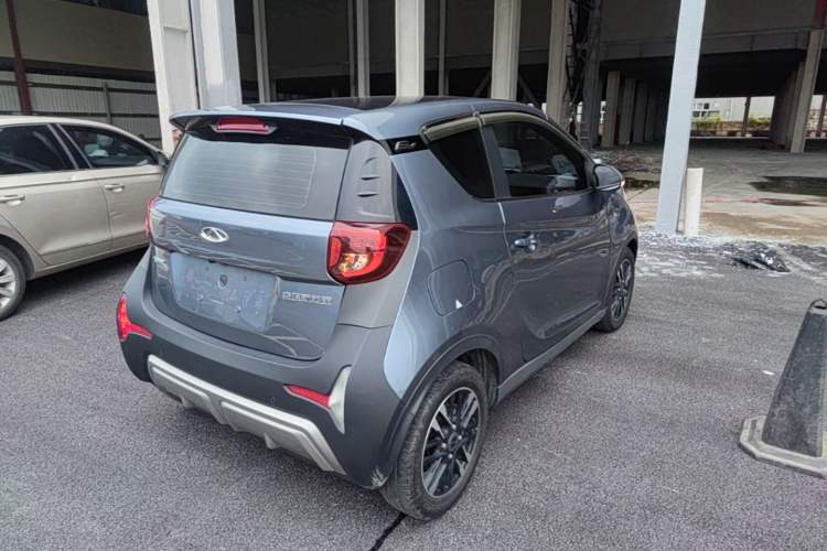 Used Chery QQ Little Ant 2022 Revised Version Sweet Pink Edition Half-Sugar Version Lithium Iron Phosphate 30.7 kWh 30 kW 301 km Rear Right 45 Deg