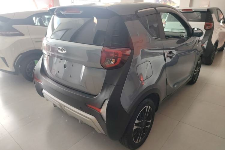 Used Chery QQ Little Ant 2022 Revised Version Sweet Pink Edition Half-Sugar Version Lithium Iron Phosphate 30.7 kWh 30 kW 301 km Rear Right 45 Deg
