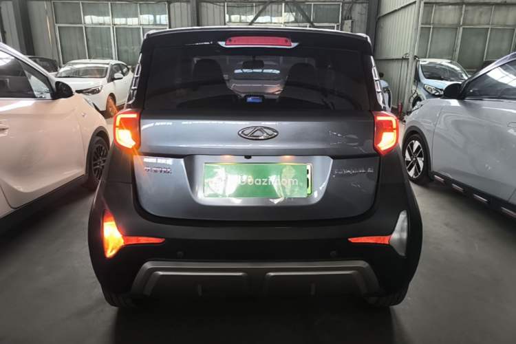 Used Chery QQ Little Ant 2022 Revised Version Sweet Pink Edition Half-Sugar Version Lithium Iron Phosphate 30.7 kWh 30 kW 301 km Rear