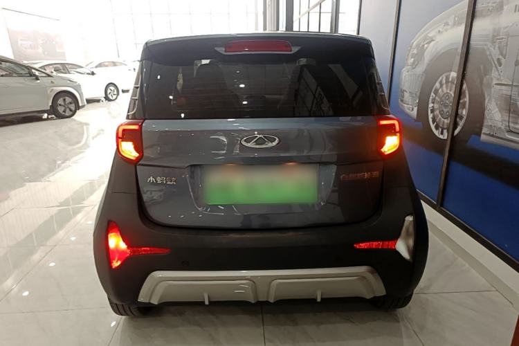 Used Chery QQ Little Ant 2022 Revised Version Sweet Pink Edition Half-Sugar Version Lithium Iron Phosphate 30.7 kWh 30 kW 301 km Rear
