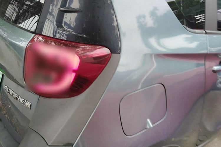 Used Chery QQ Little Ant 2022 Sweet Pink Edition Half-Sugar Version 3-Cell Lithium 30kW 301km Right Rear Taillight